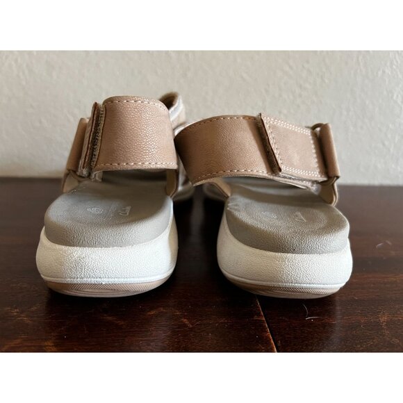 Clarks Cloudsteppers Arla Stroll Sandals Womens Casual Sz 5.5W Beige Slingback H - Picture 4 of 10